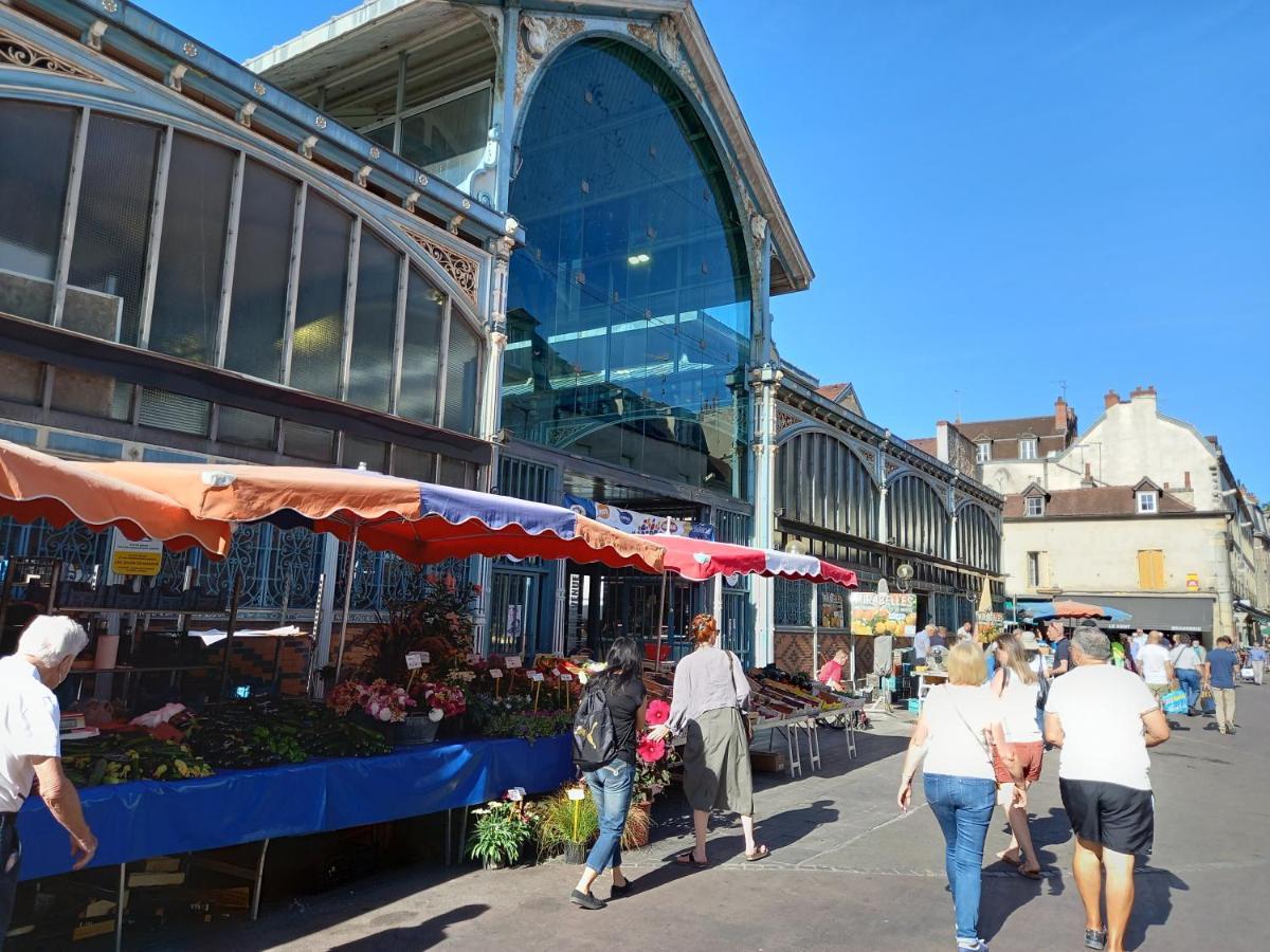La Cascade Et Des Halles Dijon Exterior foto